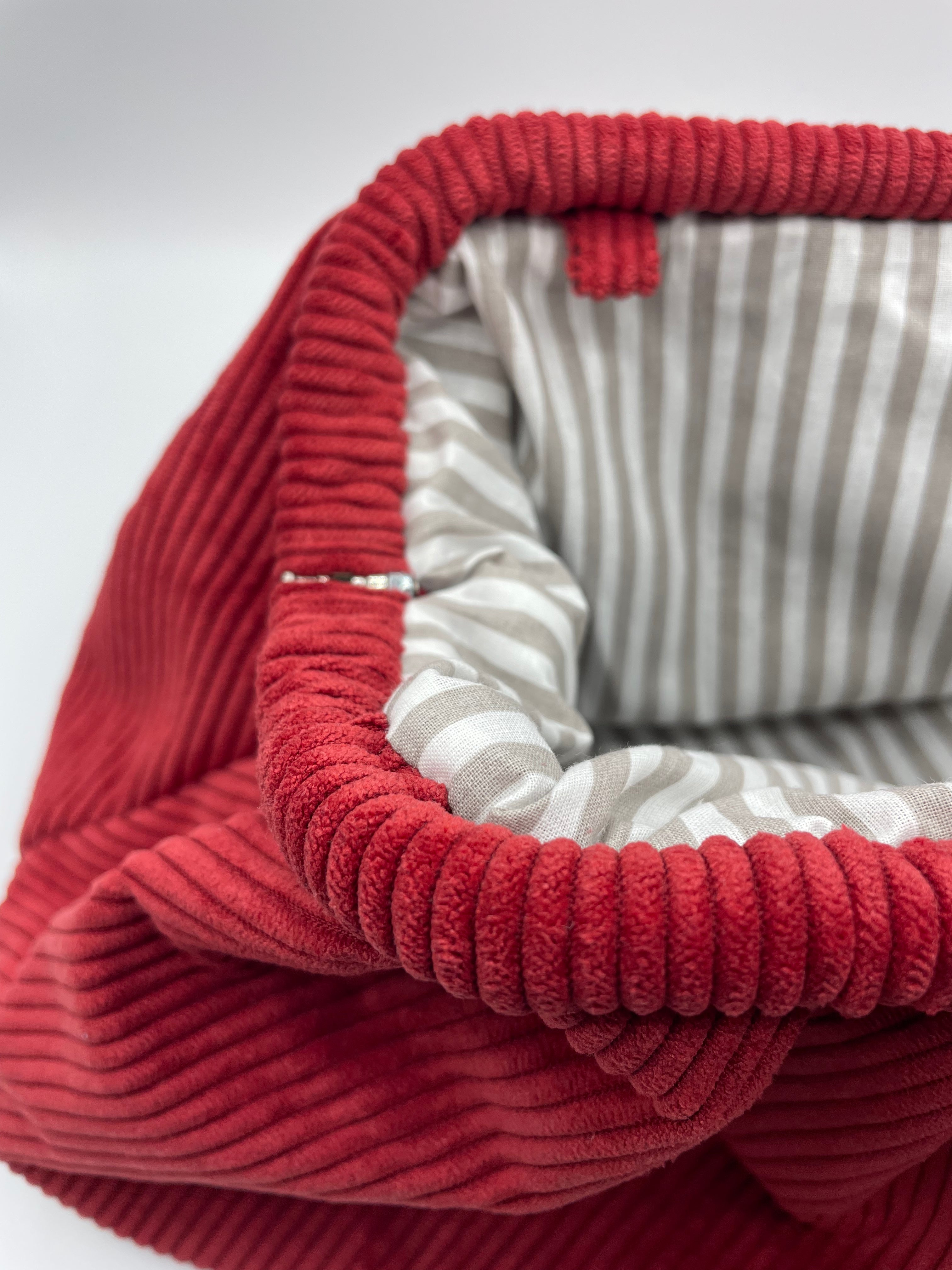 Lecce Clutch - Ruby Red