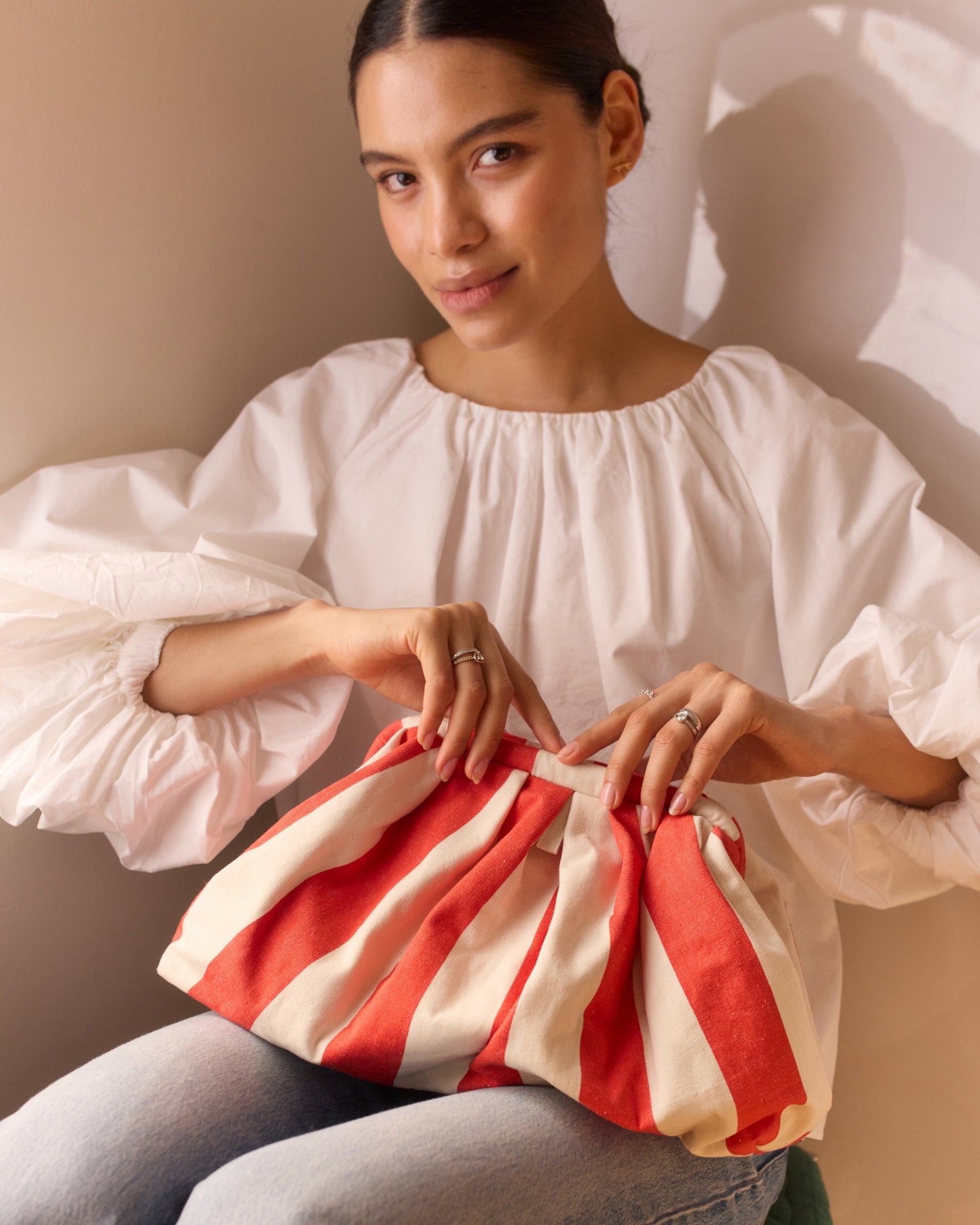 Riga Clutch - Red/White