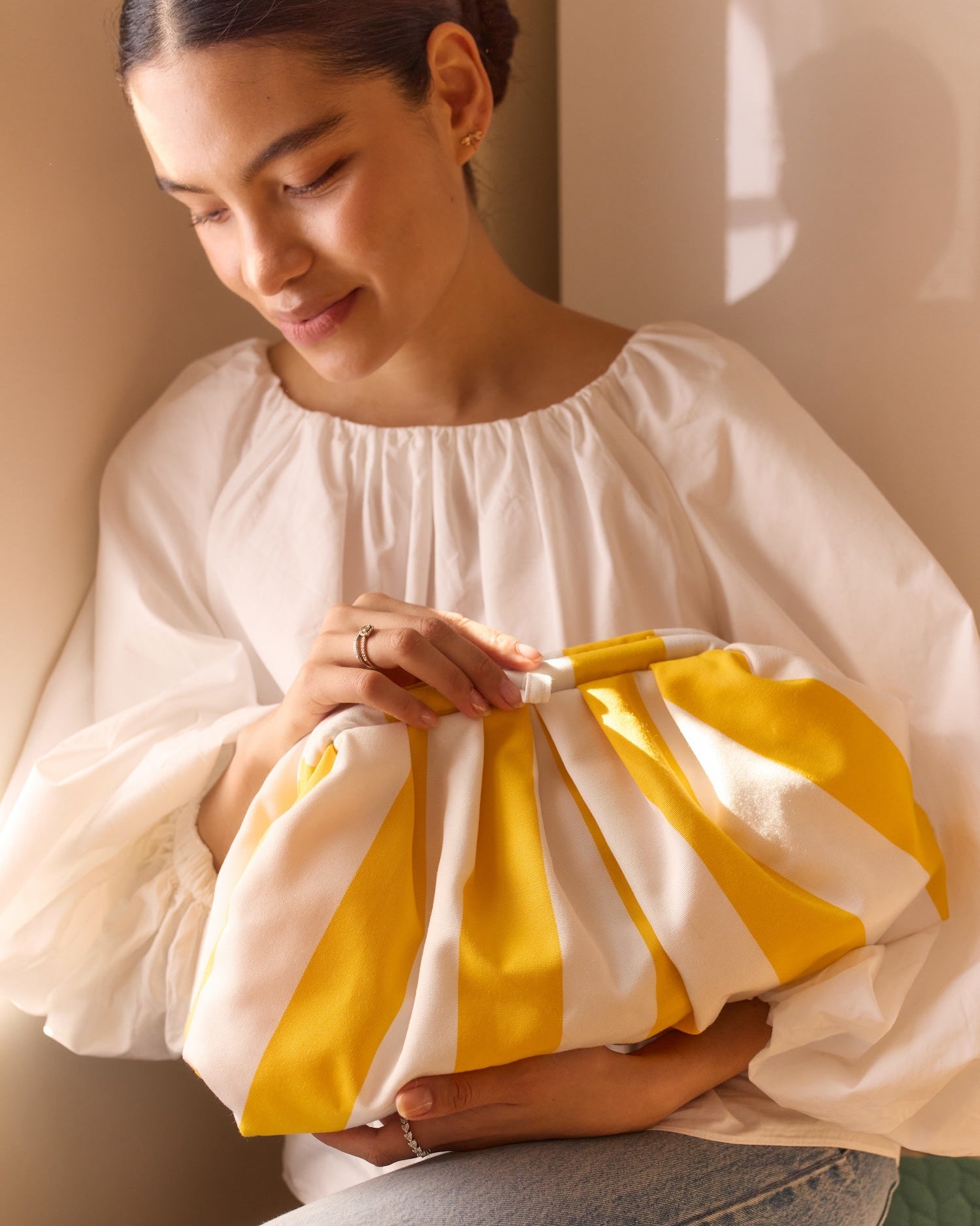 Riga Clutch - Yellow/White